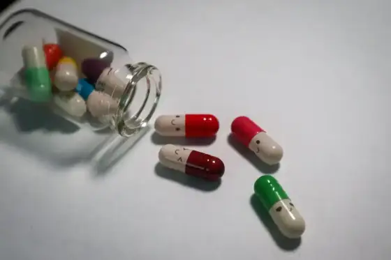Leki psychotropowe - jak bezpiecznie je stosować?